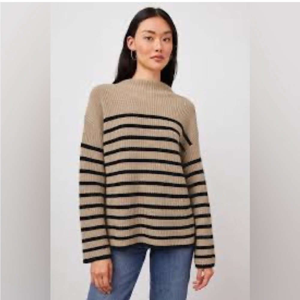 Rails Claudia Cream Navy Striped Sweater Size Medium